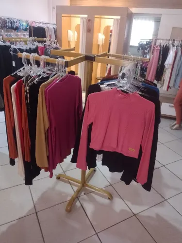 Vendo Arara Giratória