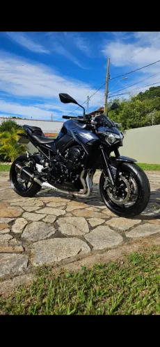 Kawasaki z900 ano 2022 com 13 mil km