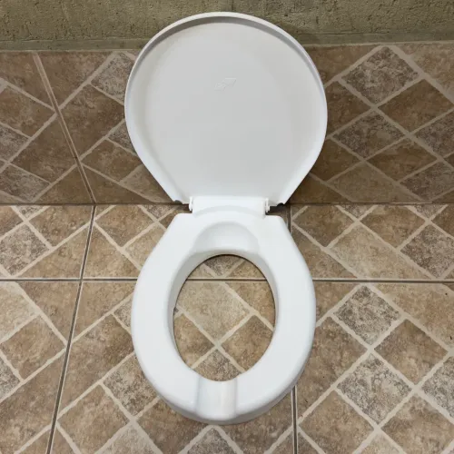 Assento Sanitário Elevado Reforçado 7,5cm Tampa Para Idosos Pessoas C/ Deficiência