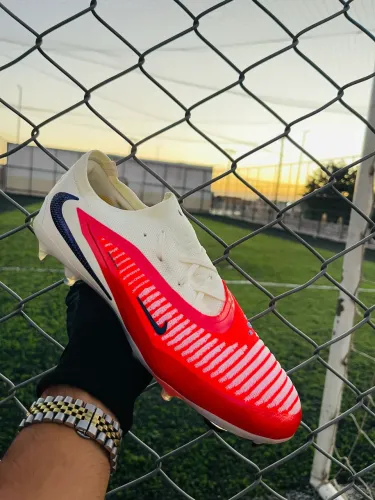 Chuteira nike phantom gx
