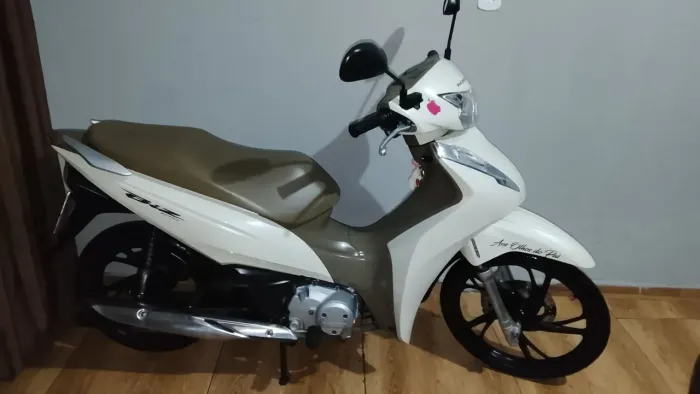 Moto bastante conservada