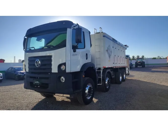 Volkswagen 31.330 2022