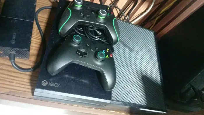 XBOX ONE FAT COMPLETO