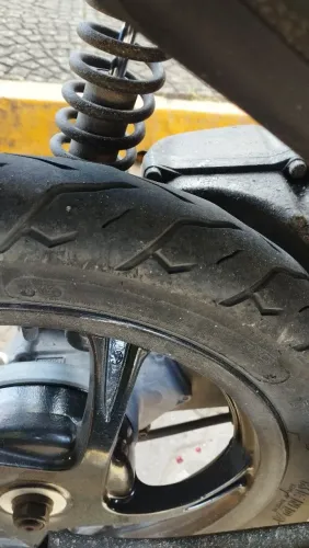 Vendo Yamaha Neo 125, ano 2019. Sem pendências, sem nada a fazer, revisão realizada.