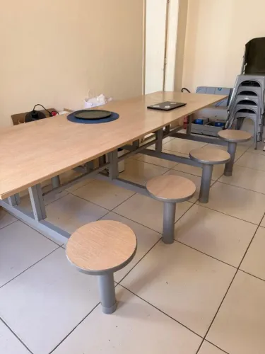 MESA ATÉ 10 LUGARES 