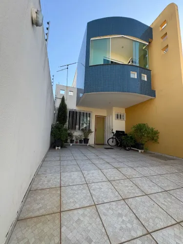 Casa Geminada