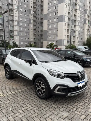 Renault Captur Intense 1.3 TB 16V Flex 5P AUT 2022