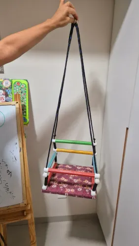 Balanço infantil suspenso
