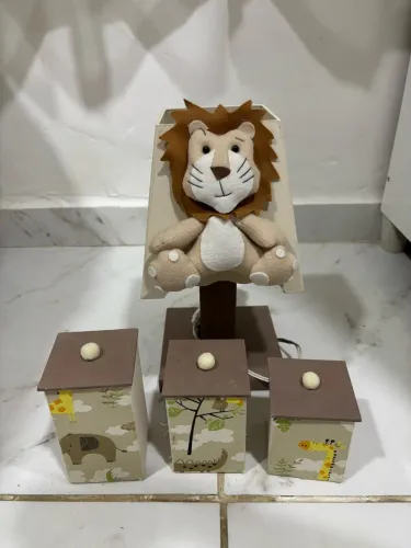 Kit higiene com abajur para bebê