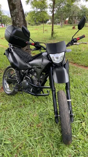 Moto Yamaha XTZ 125 2013 - Muito Econômica + Capacete e baú Incluso