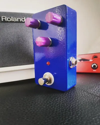 Pedal Deep Blue Delay - Mad Professor (Clone)