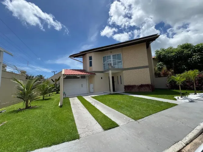 Vendo Casa em Condomínio Fechado no Araçagy, 03 Suítes, Duplex.