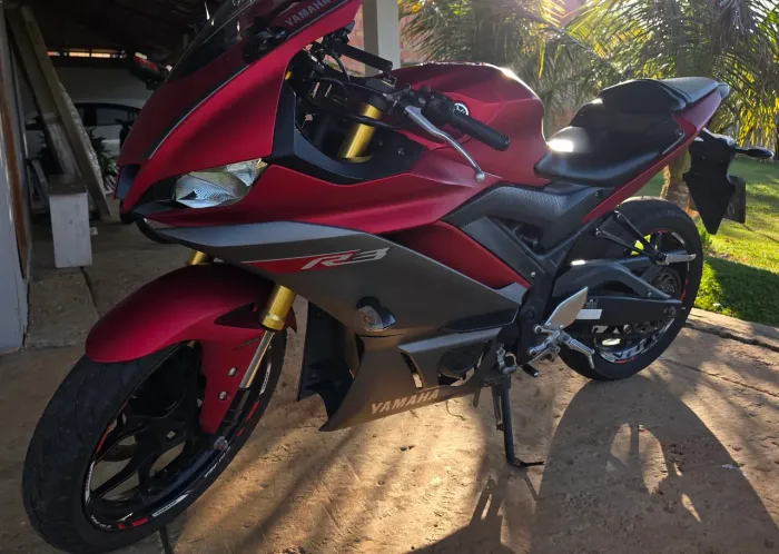 Yamaha R3