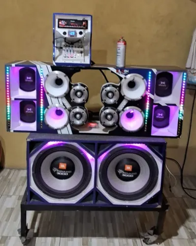 Paredão de som JBL