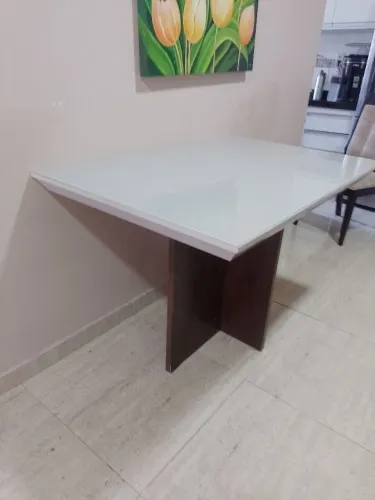 Vendo Mesa de jantar sala 