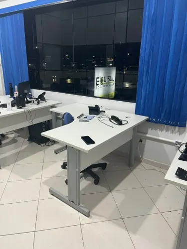 Mesa em Formato L MDF