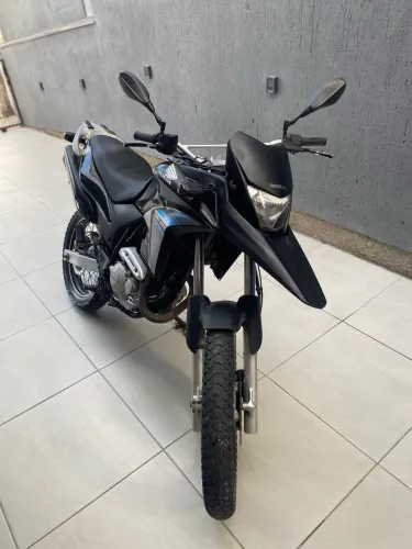 XRE 300 impecável 