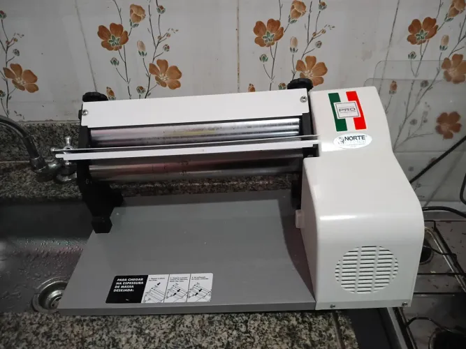 Máquina de massa de pastel