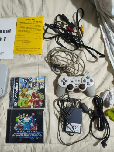 PS1 com caixa original, número de série batendo