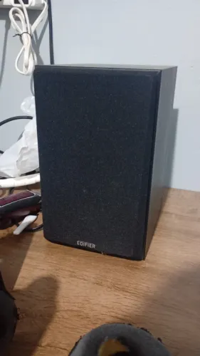 monitor de audio edifier R980t
