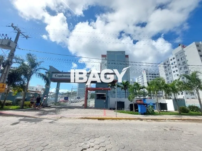 Excelente Apartamento 2 dormitório(s) em Rio Caveiras - Biguaçu