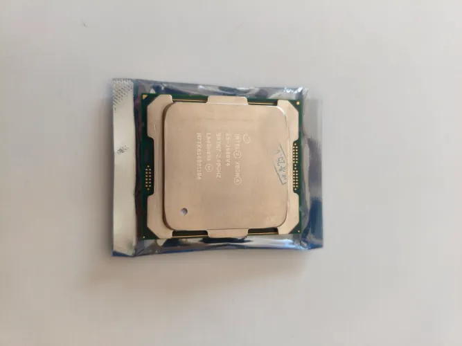 Xeon E5 2680 V4