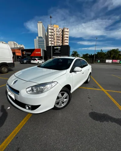 Renault Fluence Sed. Dynamique 2.0 16V Flex Aut. 2014