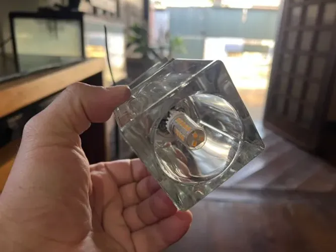 Luminária Led Tok Stok de vidro Perfeita para ambientes internos Entrego