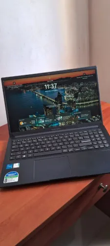 Notebook Asus Vivobook 15 Win11 Intel Core I5 8GB RAM 512GB Armazenamento