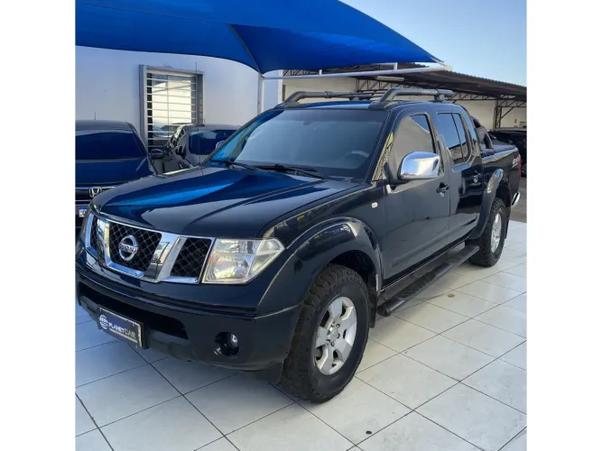 Nissan Frontier LE CD 4X4 2.5 TB Diesel Mec. 2012