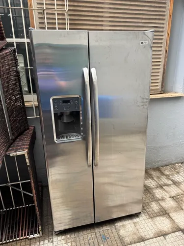 Geladeira Side by Side GE 23 INOX 127V