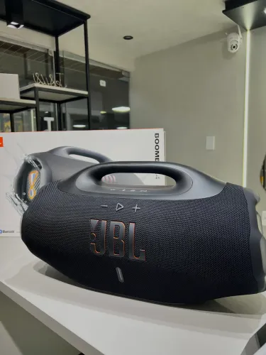 JBL BOMBOX 4