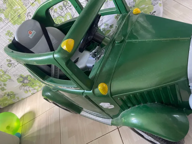 Vendo carro de passeio de bebê