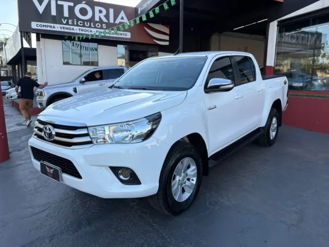 Toyota Hilux CD 4X4 2.8 Diesel Aut. 2017