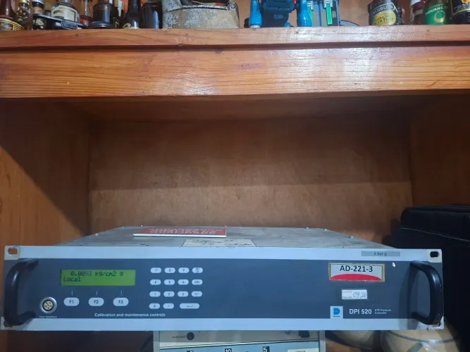 Controlador De Pressão Pneumático Druck Dpi 520