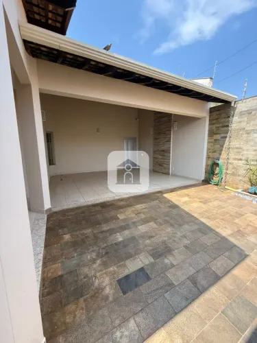 EXCELENTE CASA ÓTIMA LOCALIZAÇÃO BAIRRO BOSQUE