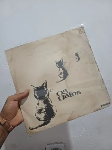 Capas disco de vinil "os gatos"