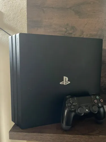 PS4 PRO