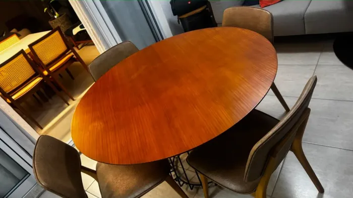 Mesa Madeira + 4 Cadeiras