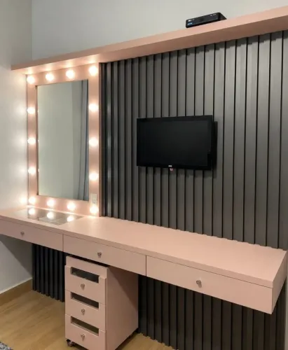 Penteadeira Camarim Com Painel De Tv Ripado Acoplado