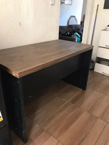 Mesa Madeira Escura Escritório