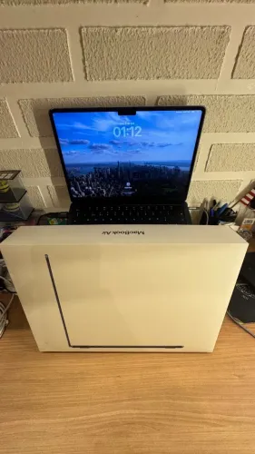 MacBook Air M2