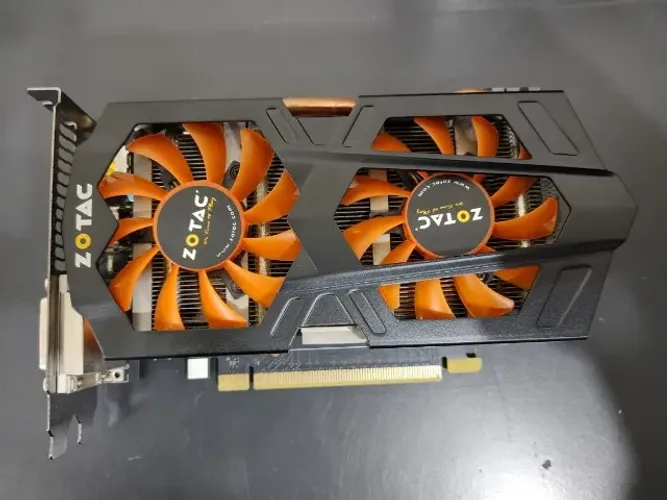 Placa de vídeo Zotac Nvidia Geforce GTX 660Ti 2Gb - somente venda