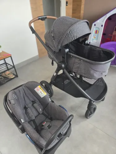 Carrinho e bebe conforto Maxi Cosi Anna 3 Trio