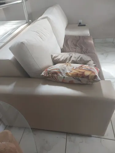 SOFÁ   