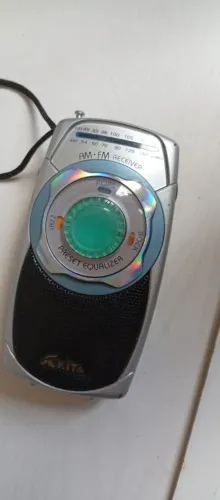 Rádio Portátil de Bolso AM/FM KITA Com Equalizador - Funcionando Perfeitamente!