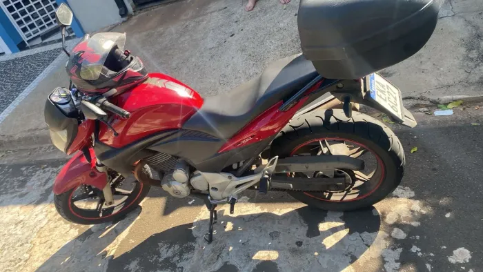 Vende se Honda CB300