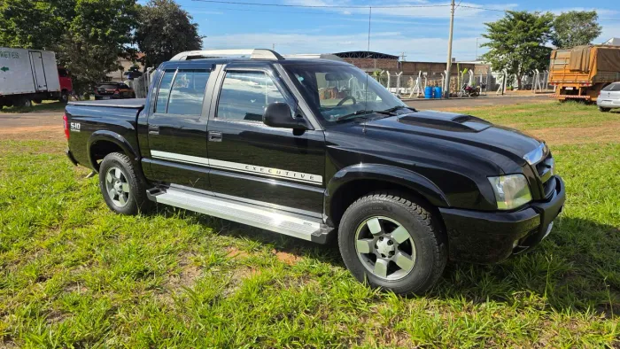 Chevrolet S10 P-up Executive 2.4 MPFI F.power CD 2010