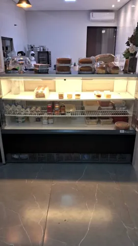 Vitrini refrigerada Gelopar