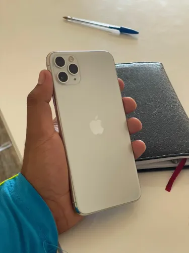 IPHONE 11 PRO MAX BRANCO 256GB